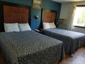 Hotels in Marinette County